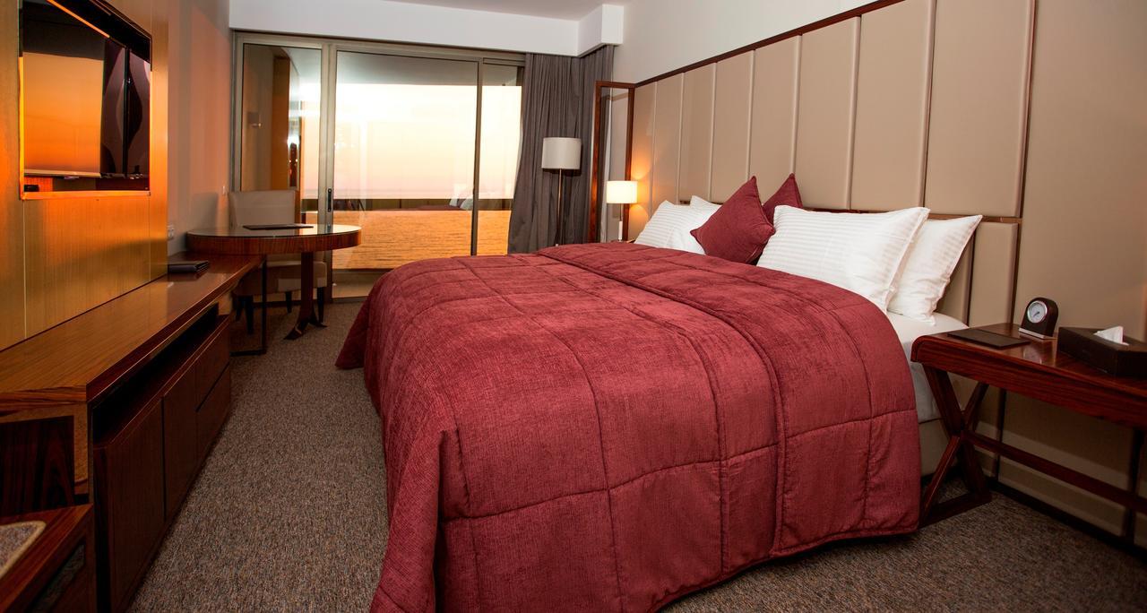 The Rooms Boutique Hotel Джуния Экстерьер фото